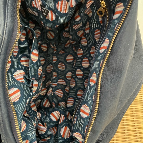 Marc Jacobs Navy Blue cross body/hobo bag - Picture 8 of 9